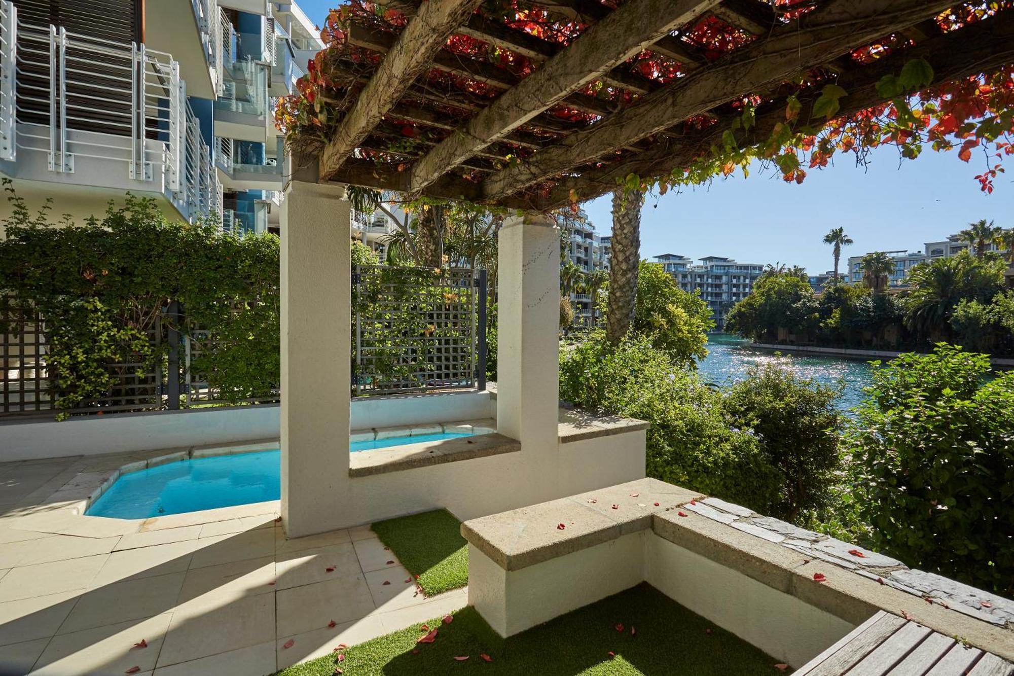 African Elite Waterfront Cape Town Exterior foto